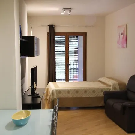 Wave Apartment